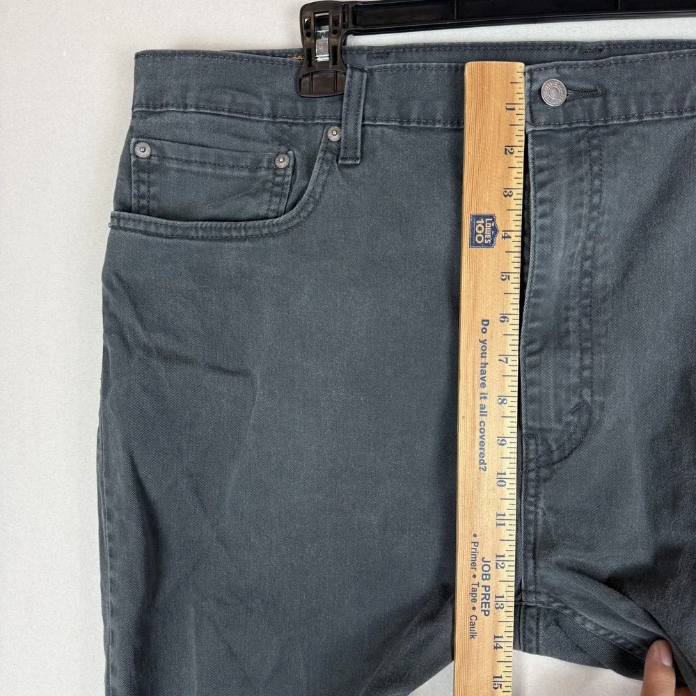 Levi's 502 Jeans Mens 42x32 Gray Charcoal Wash Regular Tapered Stretch Denim